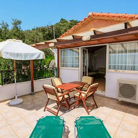 Appartement Georgia Katávolos