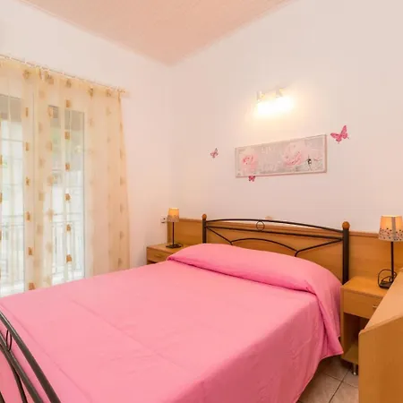 Georgia Apartment